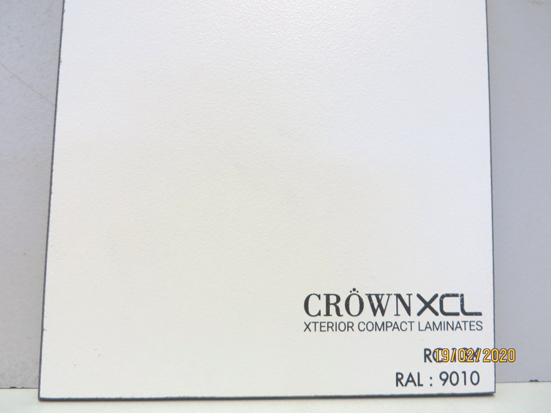 Kompaktplatte RC13X weiß ähnlich RAL 9010
